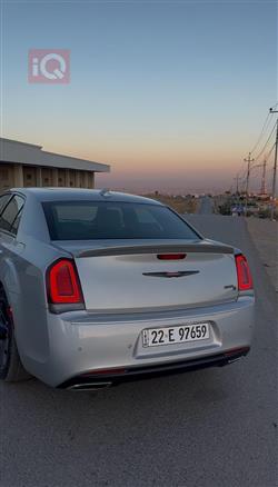 كرايسلر 300